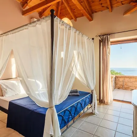 Mani Panoramic Seaviews - Luxury Summer Haven *