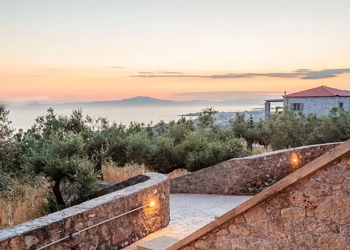 Mani Panoramic Seaviews - Luxury Summer Haven Lévktron