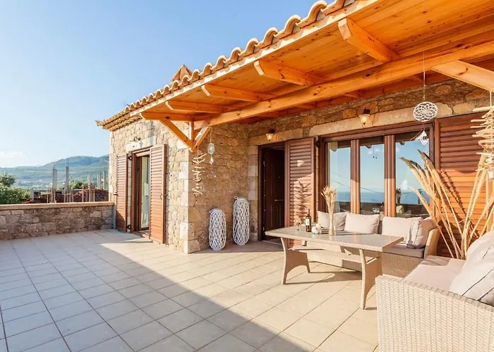 Mani Panoramic Seaviews - Luxury Summer Haven