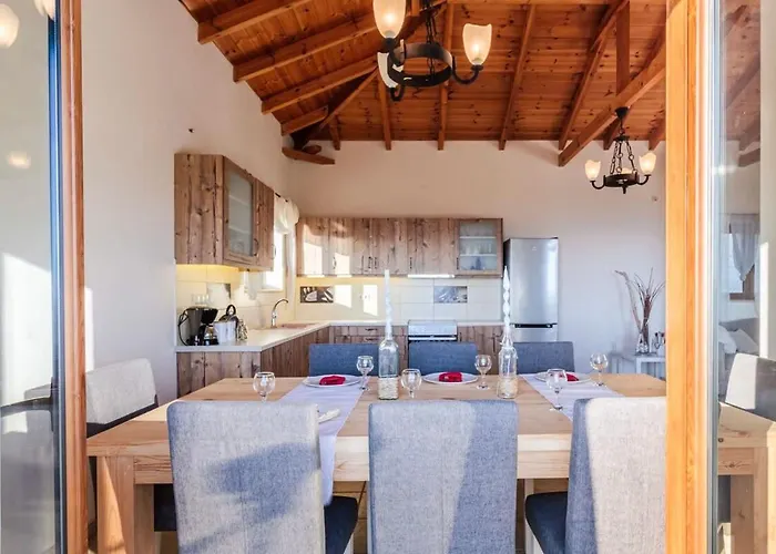 Daire Mani Panoramic Seaviews - Luxury Summer Haven